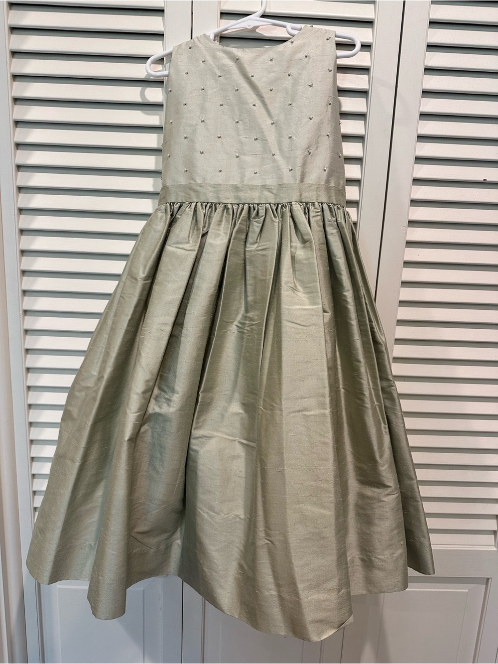 Elegant Girls' Sage Green Formal Dress